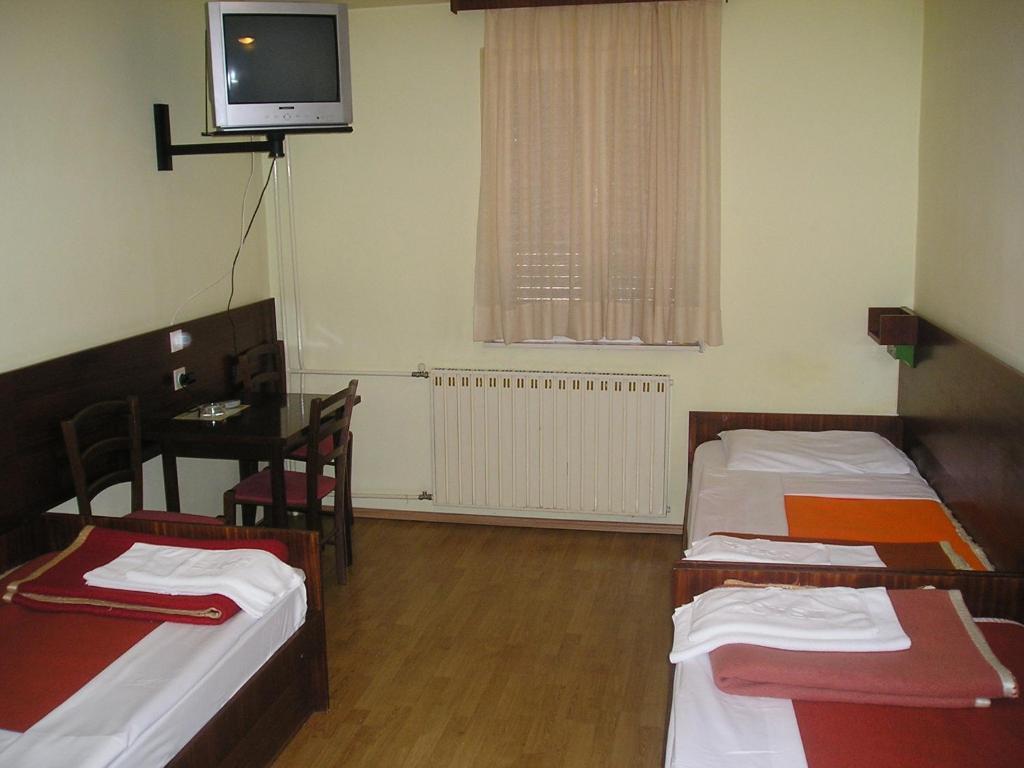Hotel Кралевица Екстериор снимка