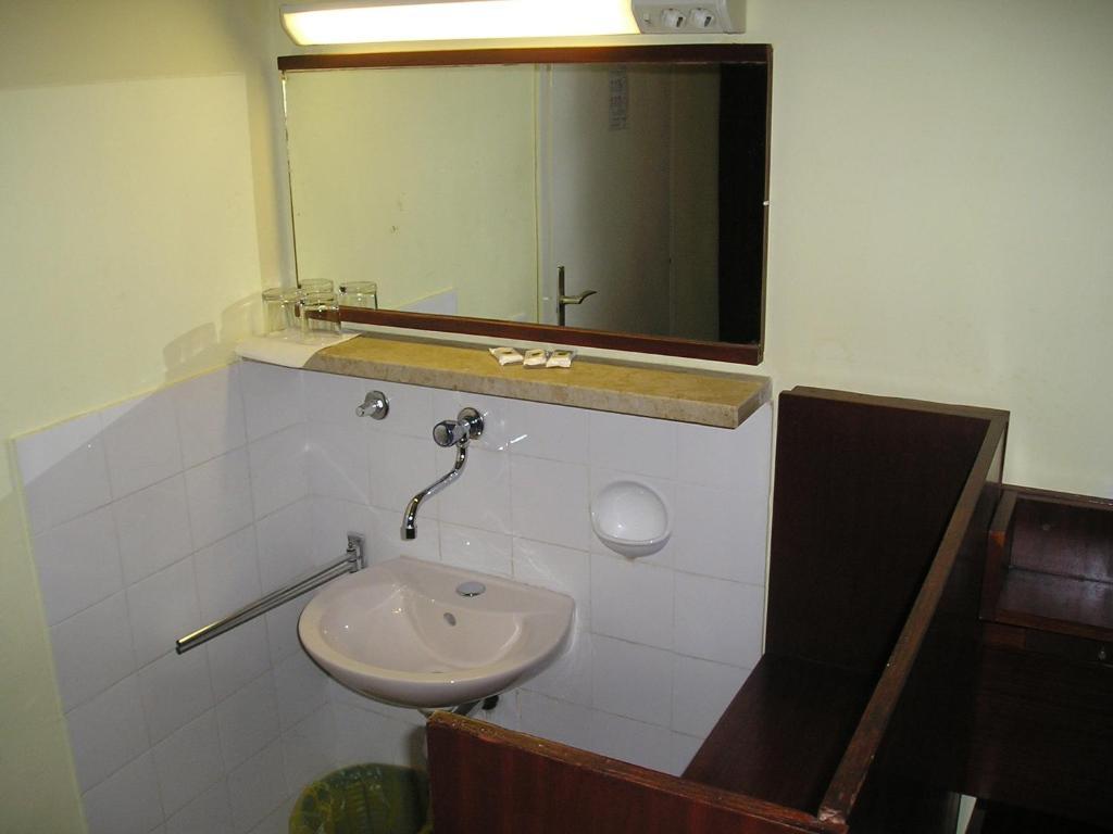 Hotel Кралевица Екстериор снимка
